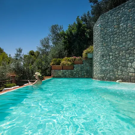 Corallium Pensionat 4*